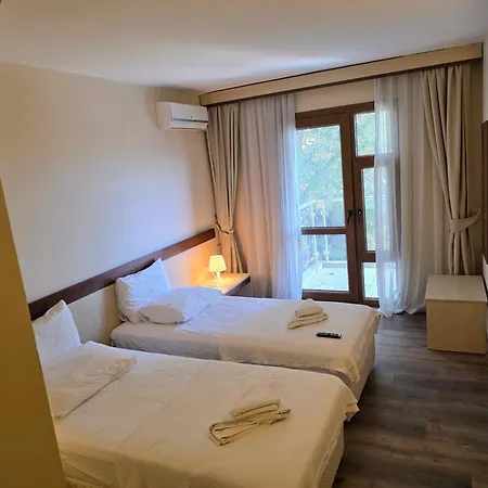 Hotel Atlas 2*